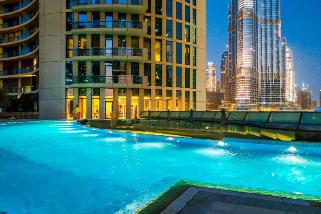 First Class 3Br With Full Burj Khalifa And Fountain View Dubai Esterno foto